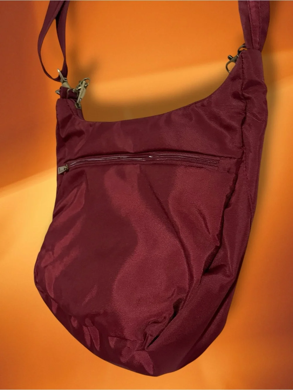 Travelon Anti-Theft Classic Hobo Crossbody Bag & RFID Wallet Set Wine Burgundy